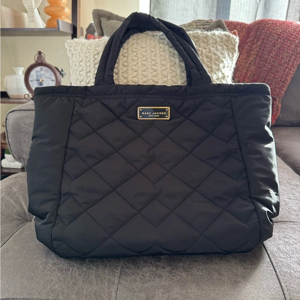 Marc Jacobs Black Quilted Tote Bag NWOT - Picture 2 of 12